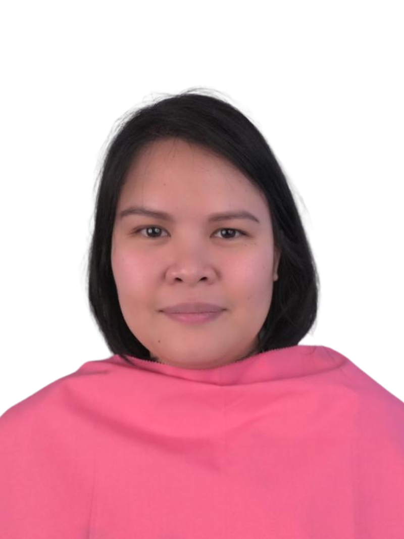 Person 2 with a colour that doesn't harmonise with their skin tone